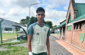 Gian Livia, su paso a Banfield y a poco de debutar en primera