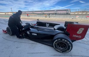 Manu Urcera cierra su pretemporada en España