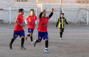 El Rojo goleó y subió en la tabla