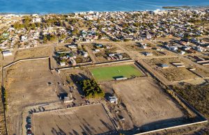 Los Dinos volverán a casa siete años después