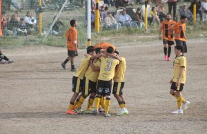 Talleres le ganó a Las Grutas y es el único puntero