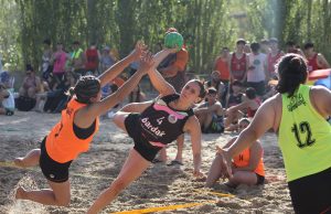 Centeranio y Oasis ganaron la 1ra fecha del Circuito de Beach Handball