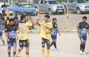 El bicampeón no perdonó y goleó al Saca