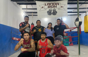 Se viene una noche a puro box en SAO