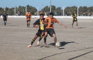 Empate entre Las Grutas y Talleres en la primera fecha