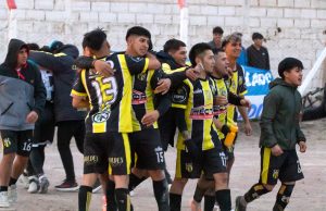 ¡Batacazo! Depo Sierra Grande eliminó a Ferro en los penales