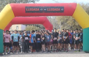 Facundo Rivero y Eliana Berde se quedaron la carrera Aniversario de Prefectura