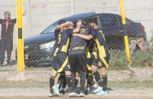 Talleres se quedó con el partidazo de la fecha y es único líder