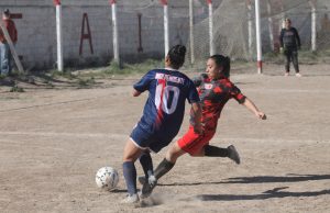 El tricampeón debutó con triunfo en el clausura de la Liga Rionegrina Femenina