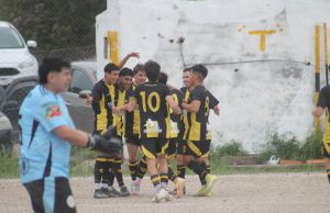 Talleres goleó a Defensores y solo podría perder el 1er puesto por diferencia de gol