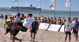 El 20° Circuito Patagónico de Beach Handball comienza en Madryn