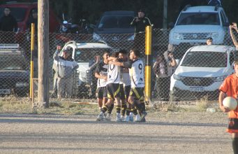 Talleres ganó el duelo de punteros y quedó como único líder