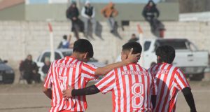 Independiente goleó a Sacachispas para meterse en semifinales