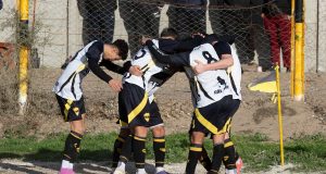 Talleres venció a Independiente y quedó cerca de la final de la Liga Rionegrina