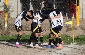 Talleres venció a Independiente y quedó cerca de la final de la Liga Rionegrina
