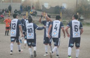 Ferro reaccionó y le dio vuelta el partido a Las Grutas