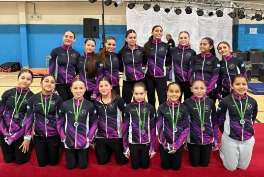 La Esc. de Gimnasia Deportiva SAO brilló en Río Colorado con 22 podios y 3 plazas para los Juegos Evita